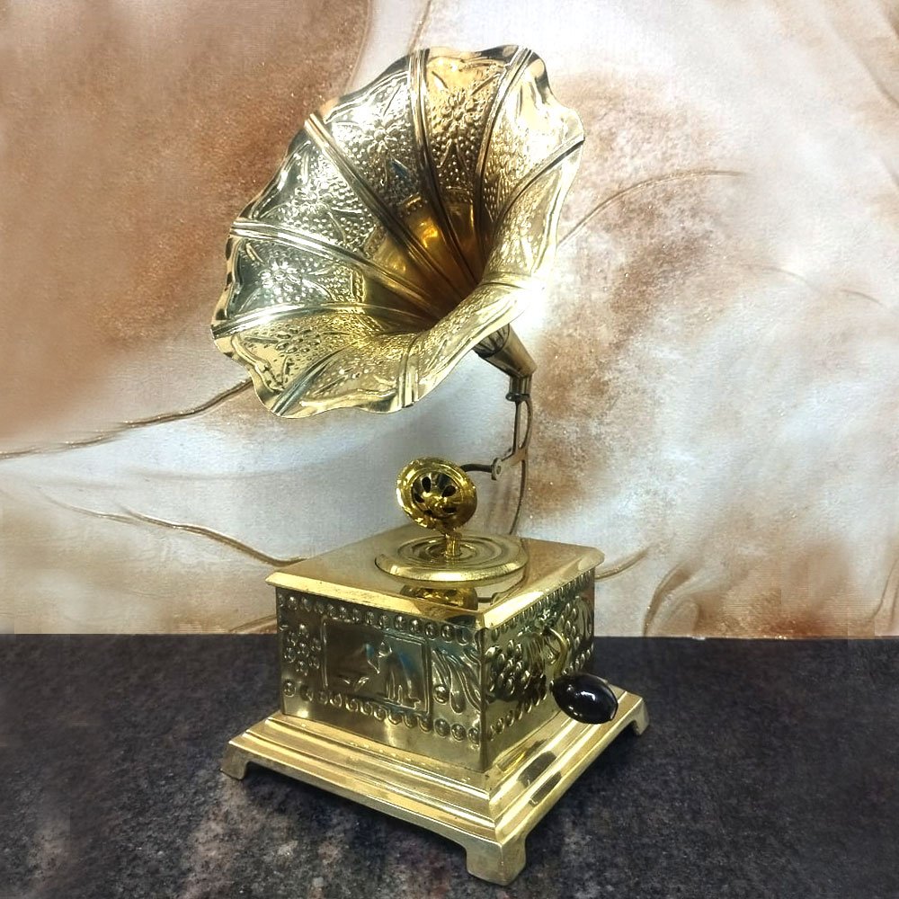 Vintage Brass Gramaphone Miniature Showpiece for Decor and Gifting thumbnail 2