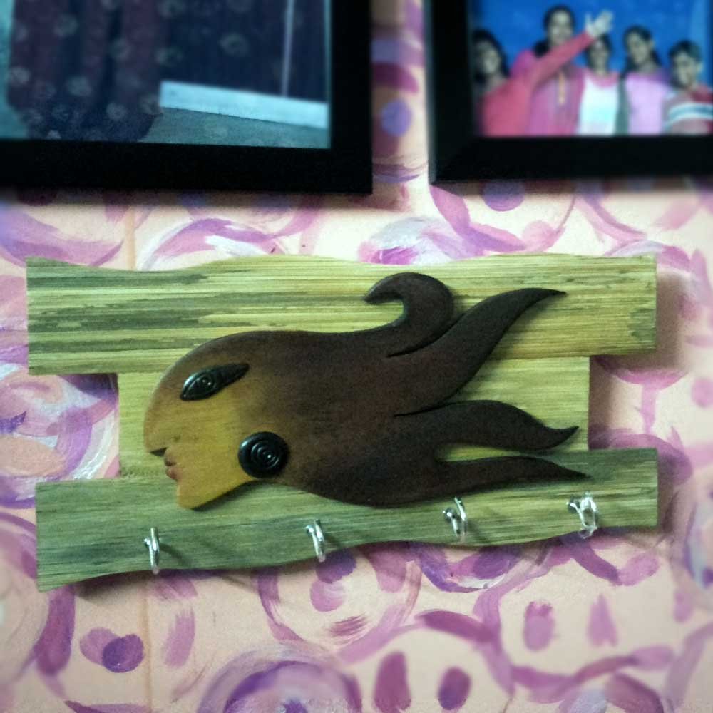 Decorative Handmade Bamboo and Cane Crafted Wall Hung Key Holder for Home Decor thumbnail 2