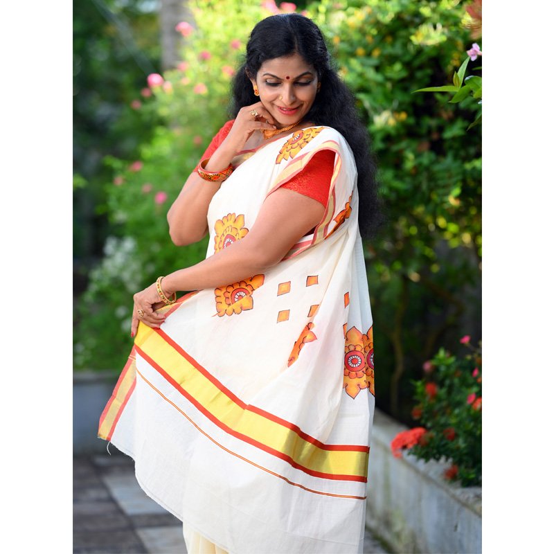 Handpainted Hand loom Designer Saree Occasional Wear
